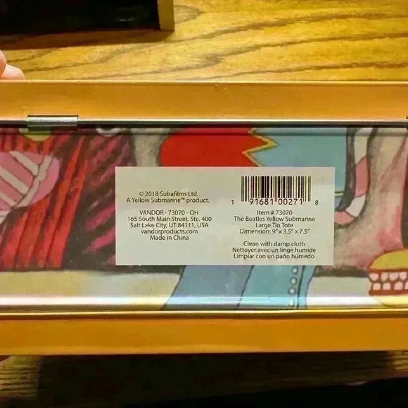 Beatles Yellow Submarine Lunchbox Collectable Metal/Tin - Picture 2 of 2